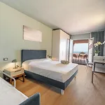 Hotel Baia Imperiale Spiaggia di Cavoli