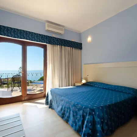 Baia Imperiale Spiaggia di Cavoli